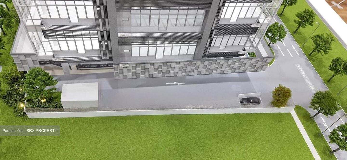 Space 18 (D12), Factory #476316531